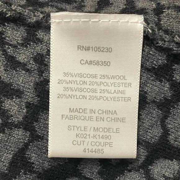 Joie Leopard Sweater‎ Dress - Picture 4 of 5